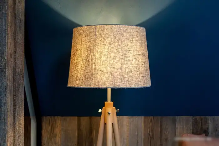 Торшер Maytoni Calvin Z177-FL-01-BR – фото товара