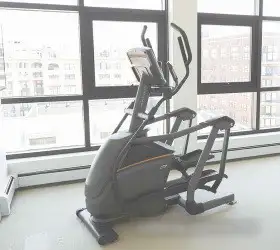 Эллиптический тренажер Matrix E50XR – фото товара