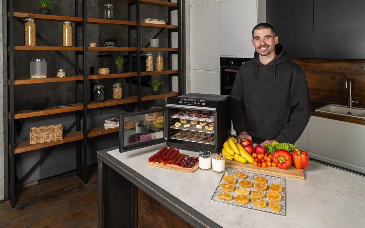 Сушилка для овощей и фруктов Garlyn D-06 Pro - фото товара