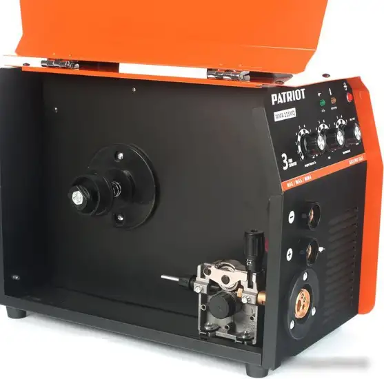 Сварочный инвертор Patriot WMA 225MQ [605 30 1755] – фото товара