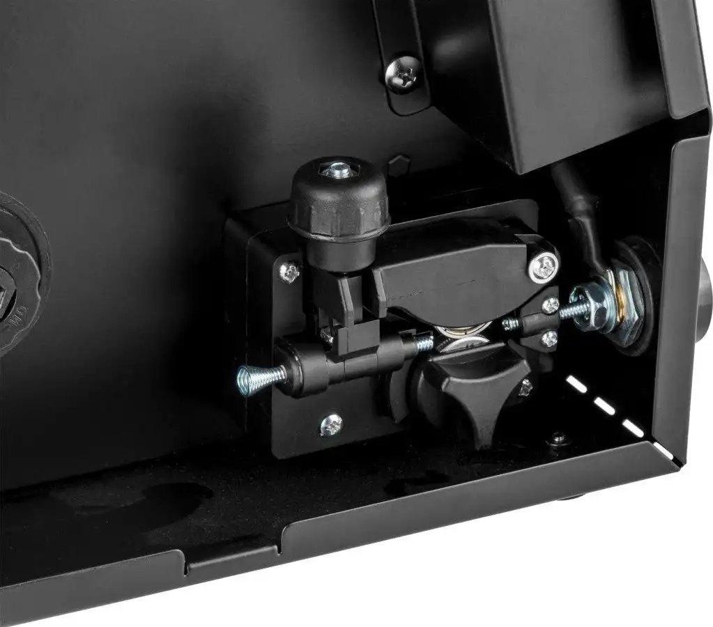 Сварочный инвертор DGM FX220 – фото товара