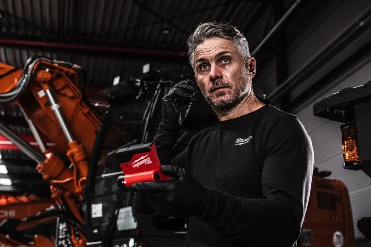 Наушники Milwaukee L4RLEPB-301 RL BT – фото товара