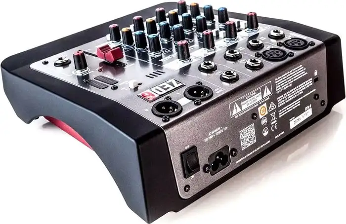 Микшерный пульт Allen & Heath ZED-6 – фото товара