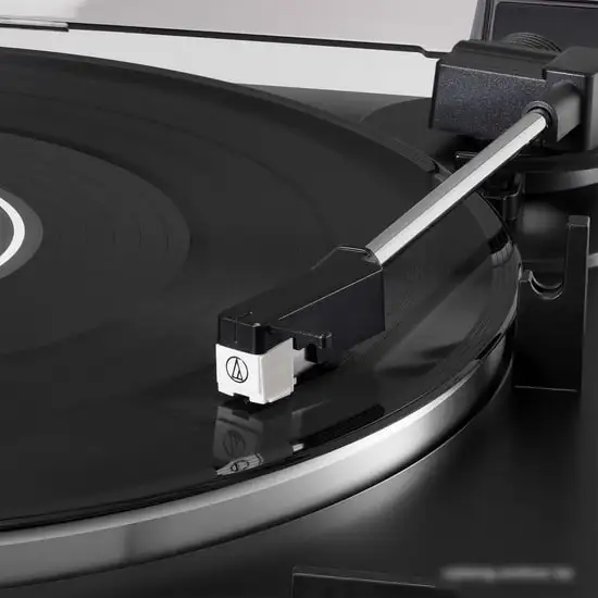 Виниловый проигрыватель Audio-Technica AT-LP60X-BK – фото товара