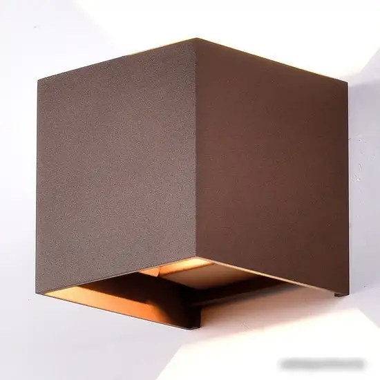 Уличный настенный светильник Mantra Davos 6527 – фото товара