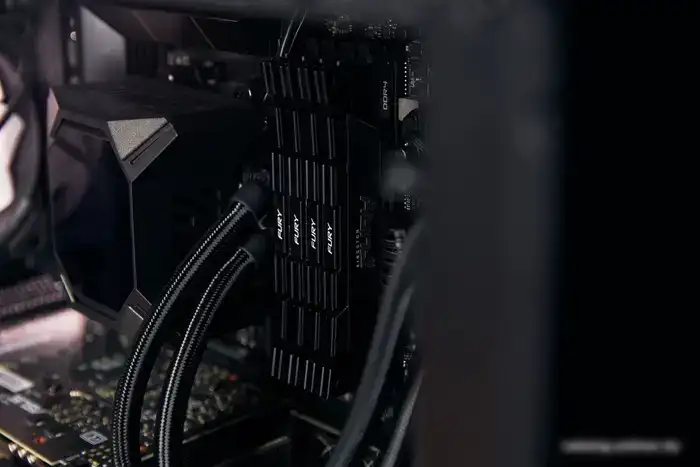 Оперативная память Kingston FURY Renegade 32ГБ DDR4 3600МГц KF436C18RB2/32 – фото товара