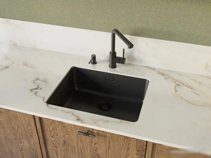 Дозатор для жидкого мыла Omoikiri OM-03 GM (вороненая сталь) – фото товара