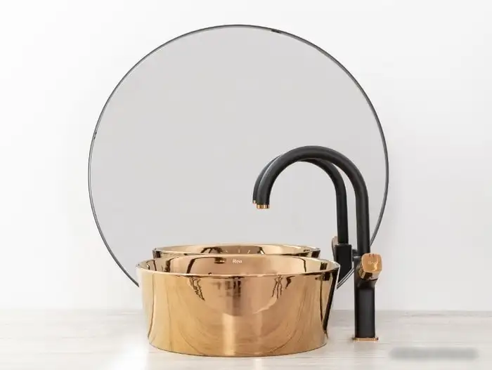 Смеситель Rea Salto REA-B6351 (черный/золотой) - фото товара