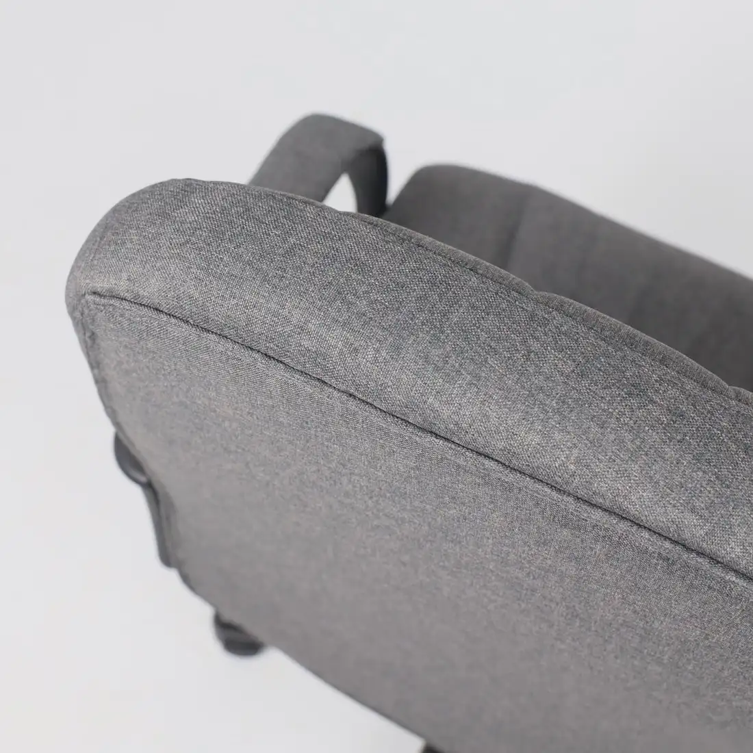 Офисное кресло AksHome Fund (ткань, серый) – фото товара