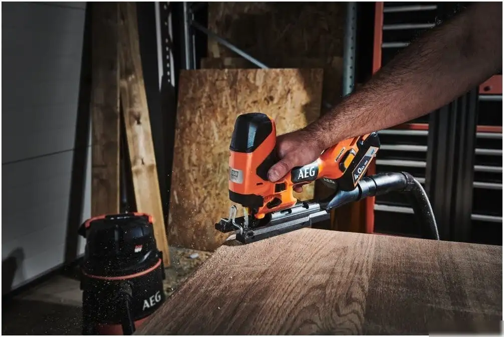 Электролобзик AEG Powertools BST 18BSBL-0 4935493527 (без АКБ) – фото товара