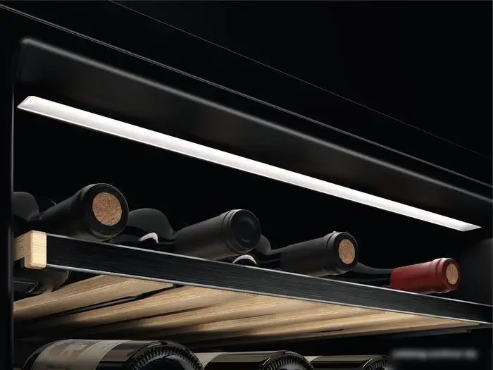 Винный шкаф AEG AWUD040B8B — фото товара