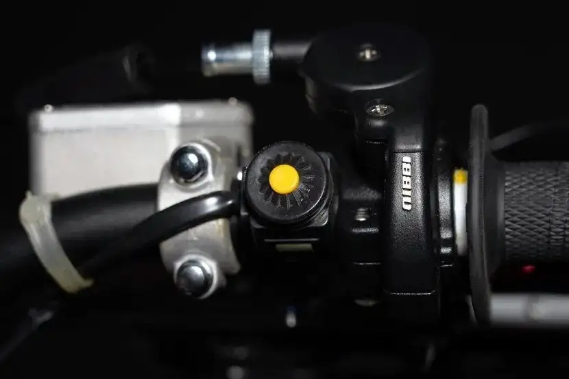 Мотоцикл BSE Z2 21/18 Roqvi Orange (оранжевый) – фото товара