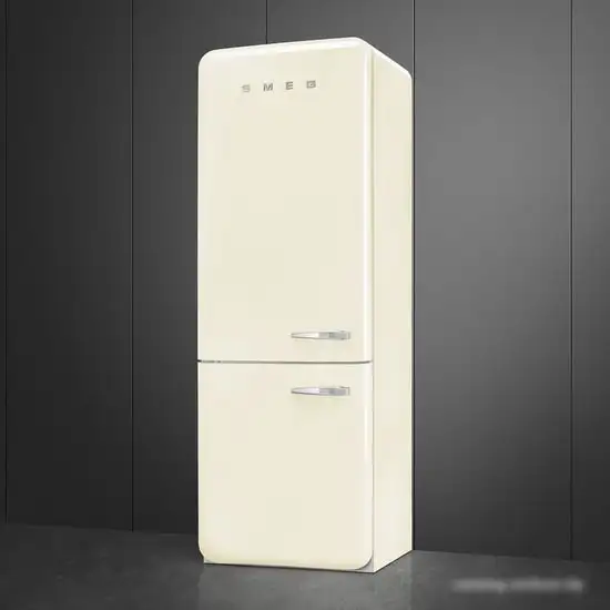 Холодильник Smeg FAB38LCR5 - фото товара
