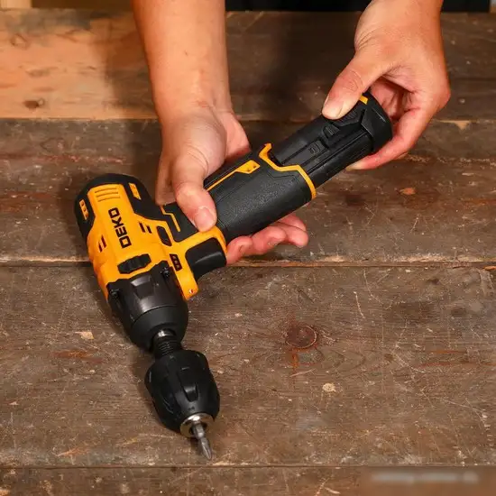 Винтоверт Deko DKIS12-Li Set 063-4390 (с 2-мя АКБ, кейс) – фото товара