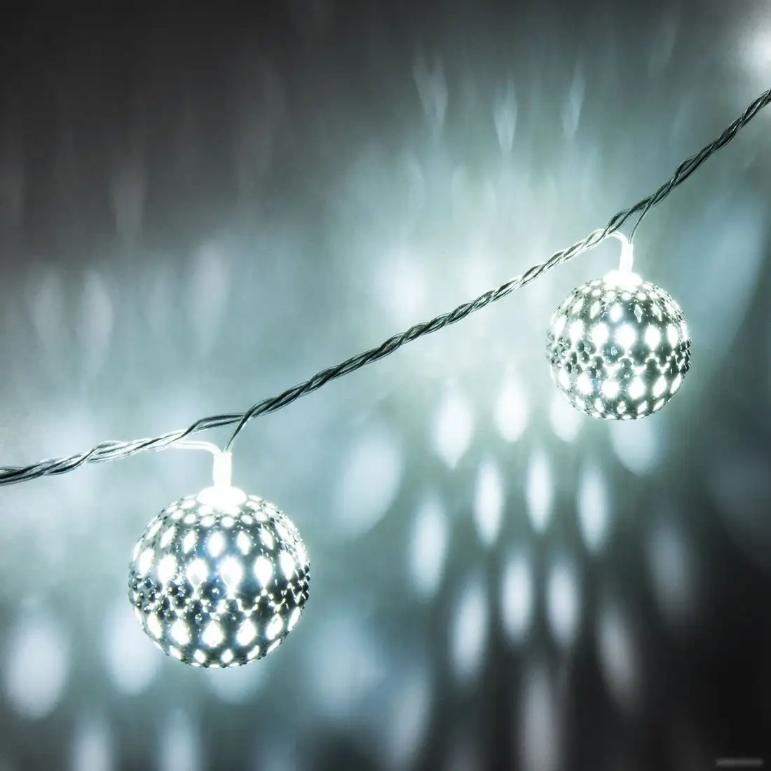 Новогодняя гирлянда Евросвет 400-003 2.8 м (хром/холодный белый) – фото товара