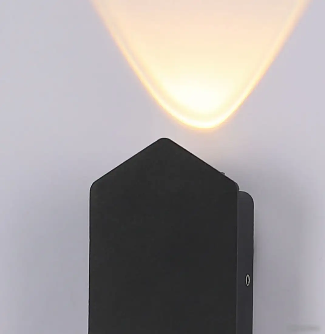 Уличный накладной светильник ESCADA 30004P/03LED (черный) – фото товара