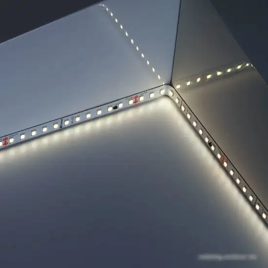 Светодиодная лента Feron LS520 стабилизированная, 120SMD(2835)/м 9.6Вт/м 24V 20000*10*1.22мм 4000К – фото товара