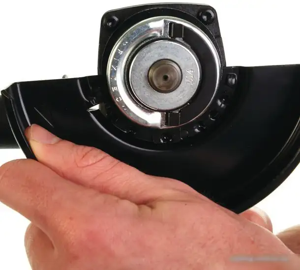 Угловая шлифмашина Milwaukee AG 10-125 EK [4933451220] – фото товара