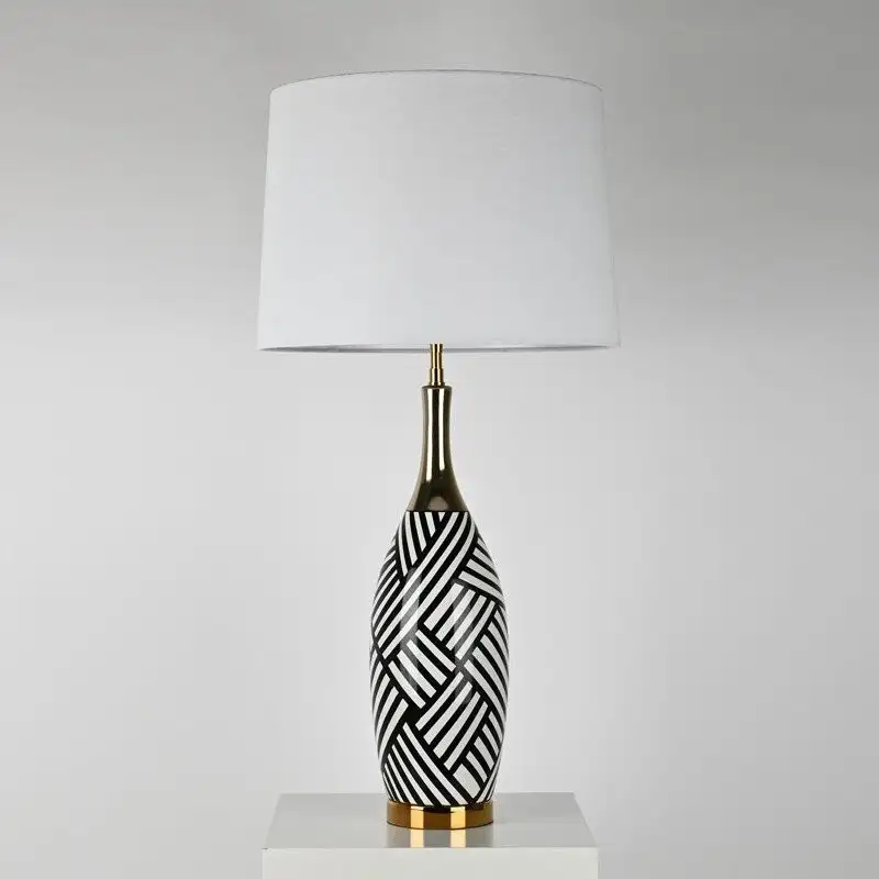 Настольная лампа DeLight Collection Table Lamp BRTL3238 – фото товара