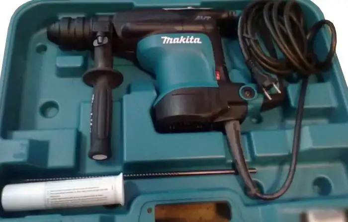 Перфоратор Makita HR3210C – фото товара