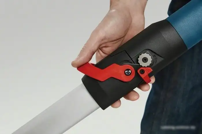 Шлифмашина для стен и потолков Bosch GTR 550 Professional 06017D4020 (без АКБ, кейс) – фото товара