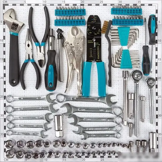 Универсальный набор инструментов Bort BTK-123 (123 предмета) – фото товара