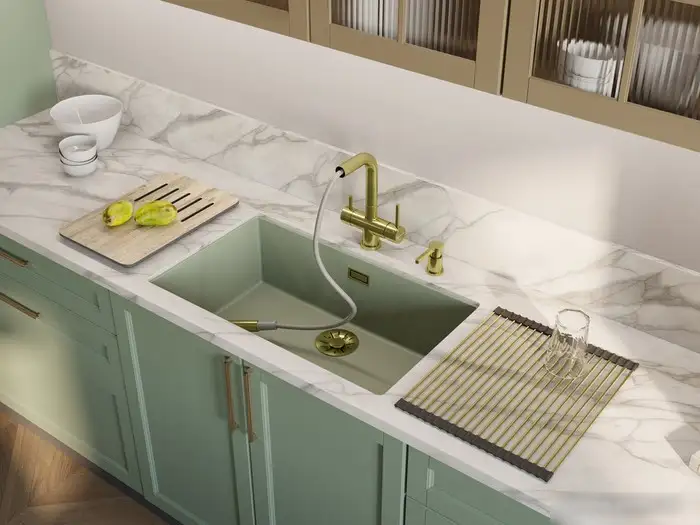 Дозатор для жидкого мыла Omoikiri OM-04 LG (светлое золото) – фото товара