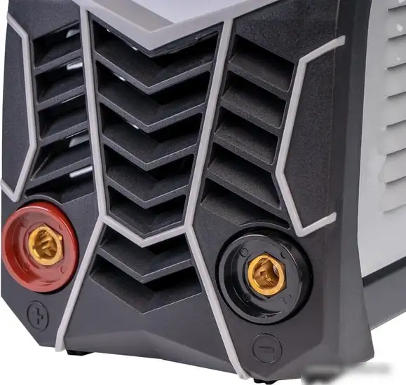 Сварочный инвертор Ставр САИ-220Э – фото товара