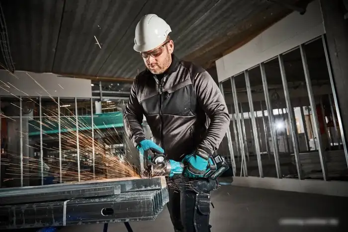 Угловая шлифмашина Makita GA050GZ (без АКБ) – фото товара