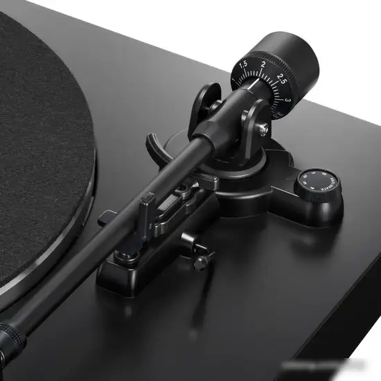 Виниловый проигрыватель Audio-Technica AT-LP3XBT (черный) – фото товара