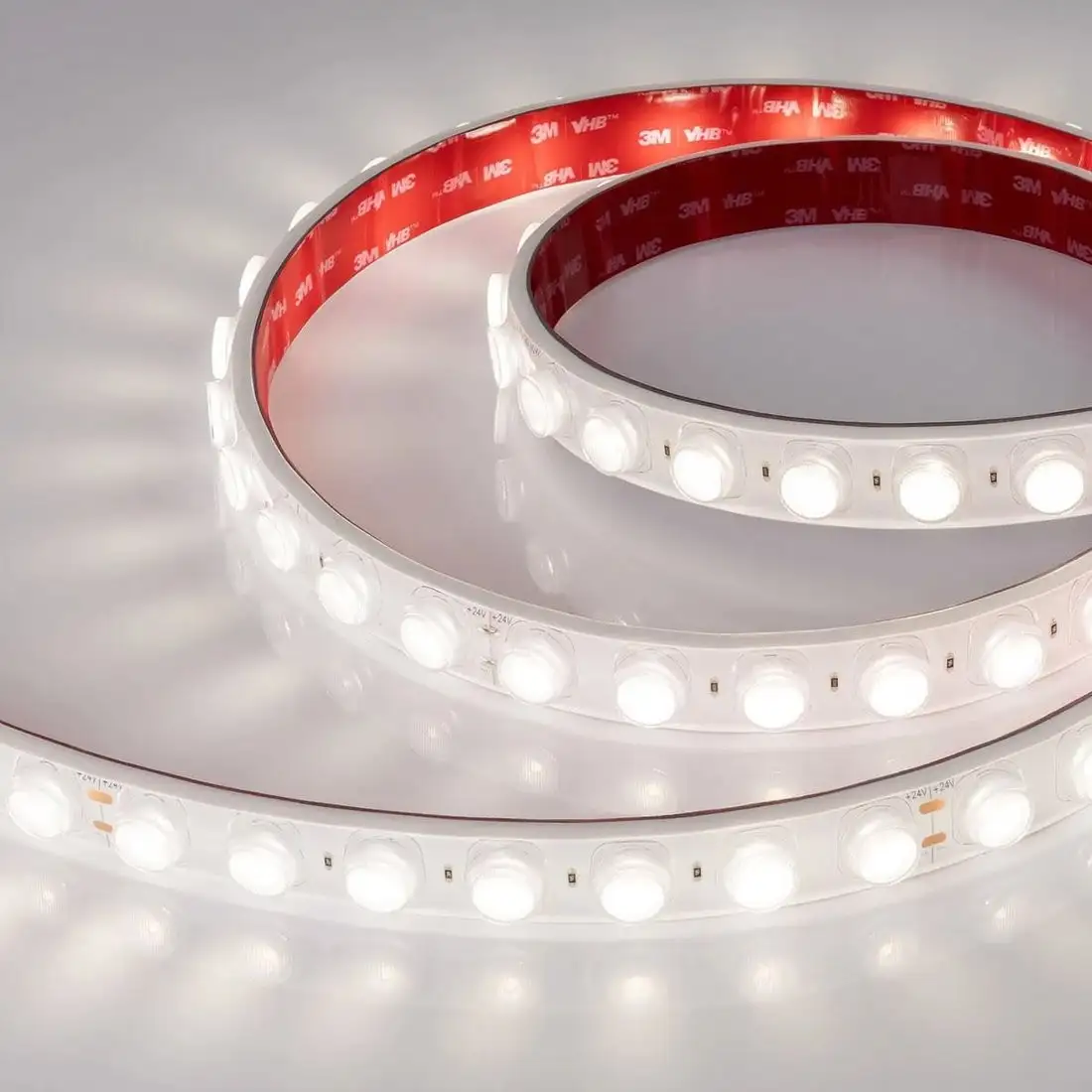 Светодиодная лента Arlight 21W/m 42LED/m 2835SMD дневной белый 5М FLT-PS-A42-23mm 24V 037728 – фото товара