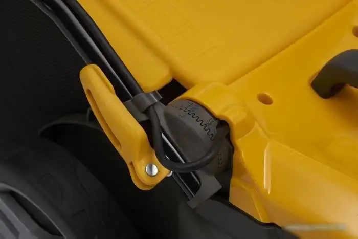 Газонокосилка Stiga Combi 340C – подробное фото Газонокосилка Stiga Combi 340C – фото товара