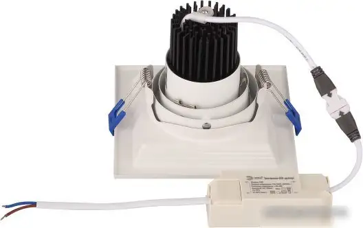 Точечный светильник ЭРА SKD-11-36-40K-W20 – фото товара