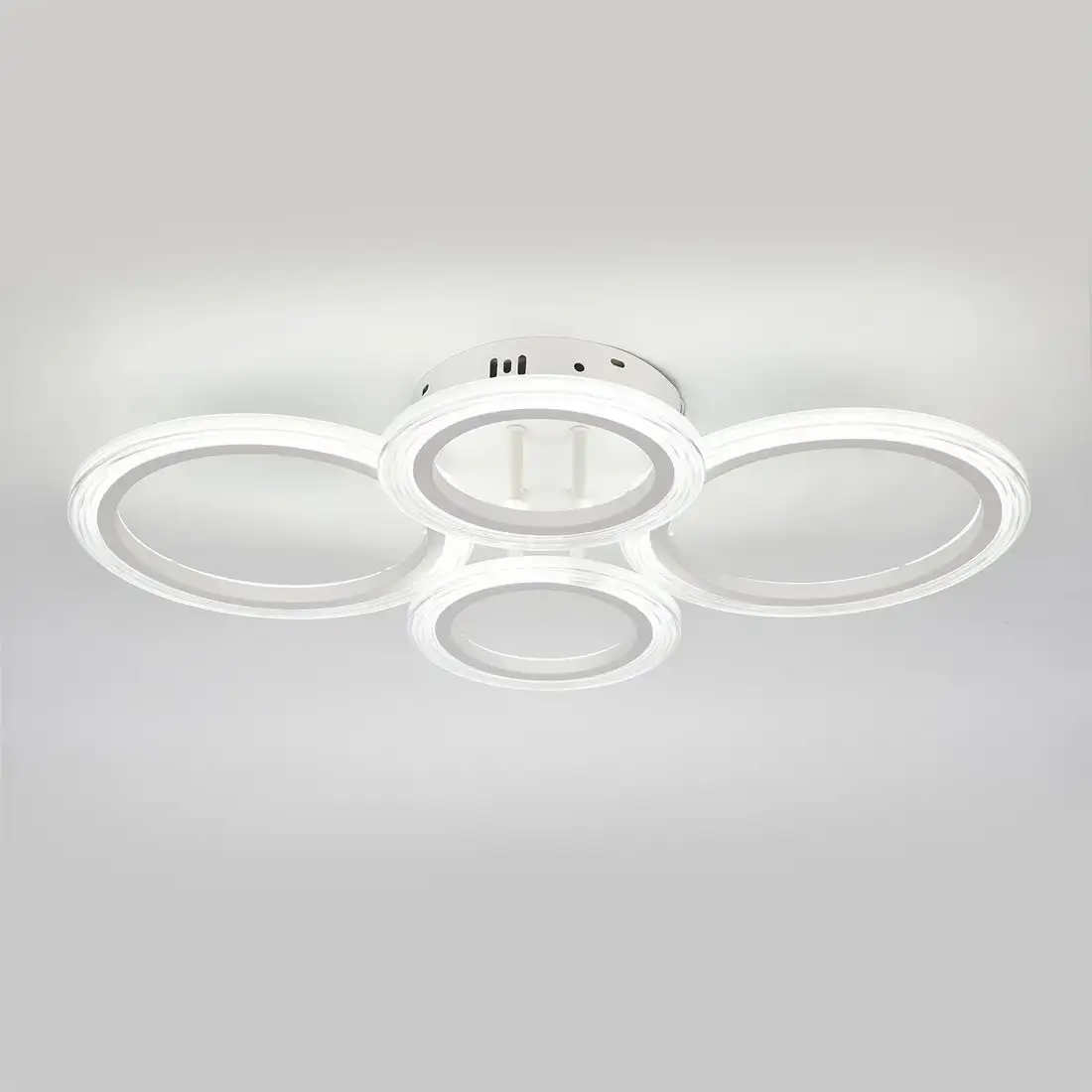 Припотолочная люстра Escada 10258/4LED – фото товара