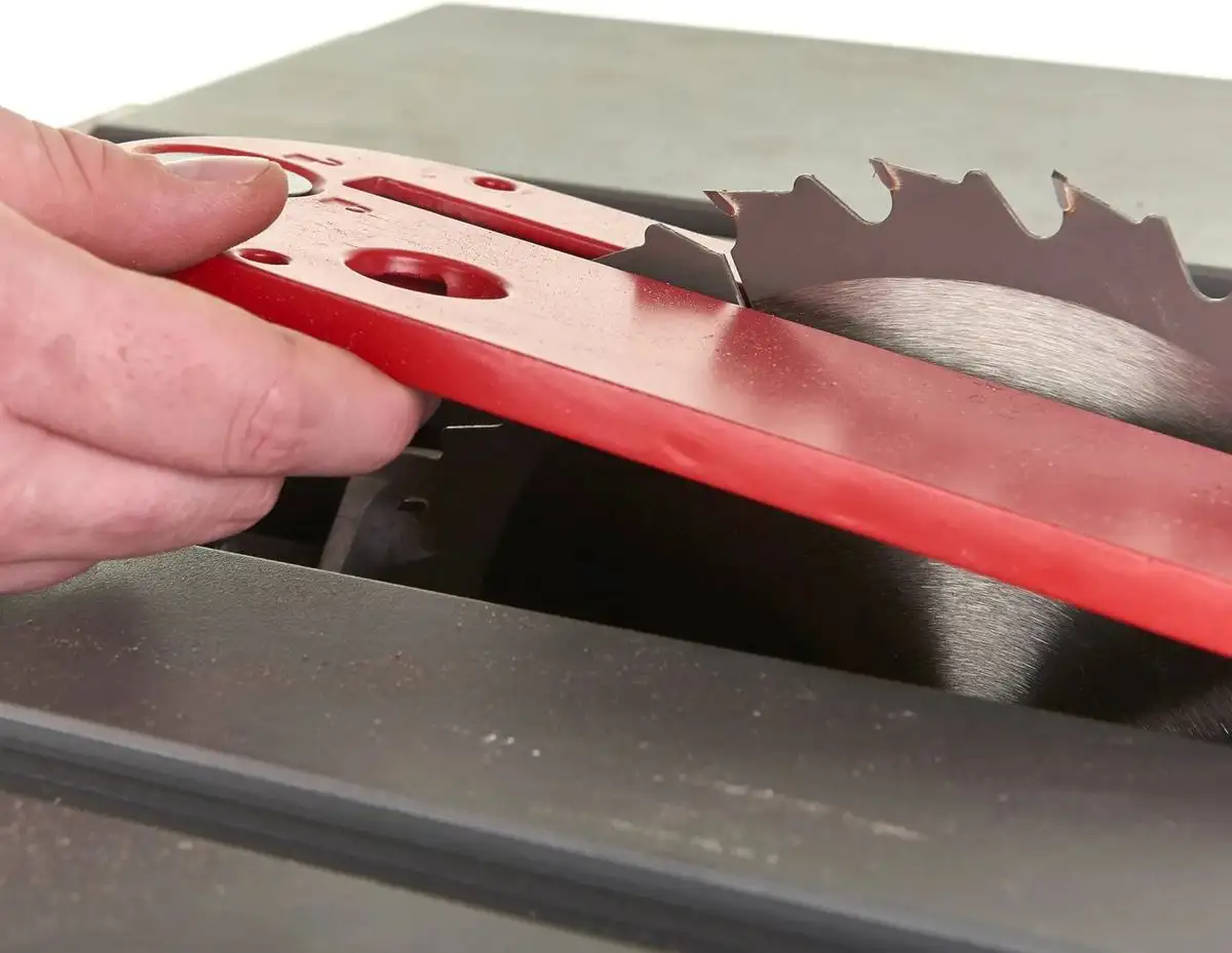 Распиловочный (циркулярный) станок Milwaukee M18 FTS210-121B FUEL One-Key 4933464225 (с 1-им АКБ) – фото товара