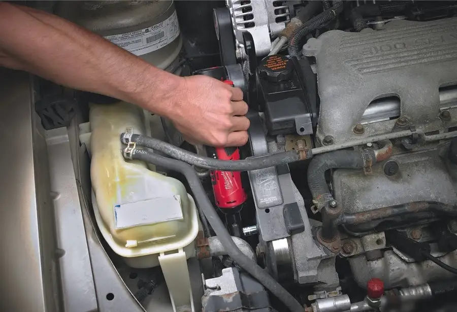 Трещотка Milwaukee M12 M12IR-201B 4933441720 (с 1-им АКБ, сумка) – фото товара