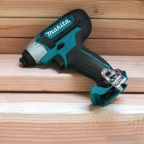 Ударный винтоверт Makita TD110DWAE – фото товара