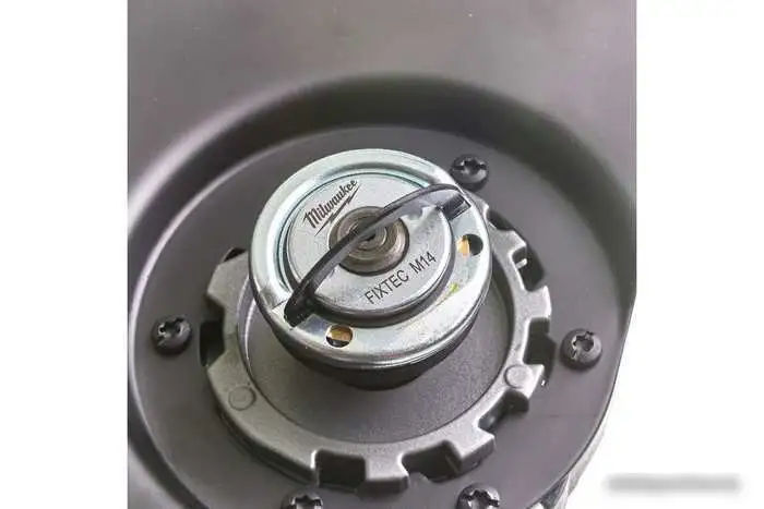 Угловая шлифмашина Milwaukee M18 Fuel FLAG230 XPDB-0С 4933464114 (без АКБ, кейс) – фото товара