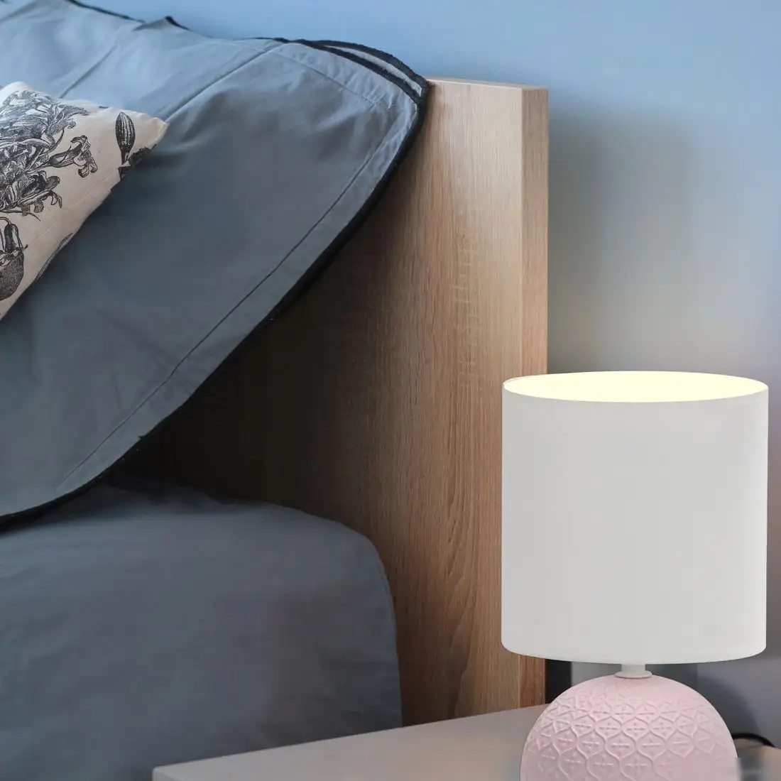 Настольная лампа Uniel UML-B302 E14 PINK UL-00010754 – фото товара