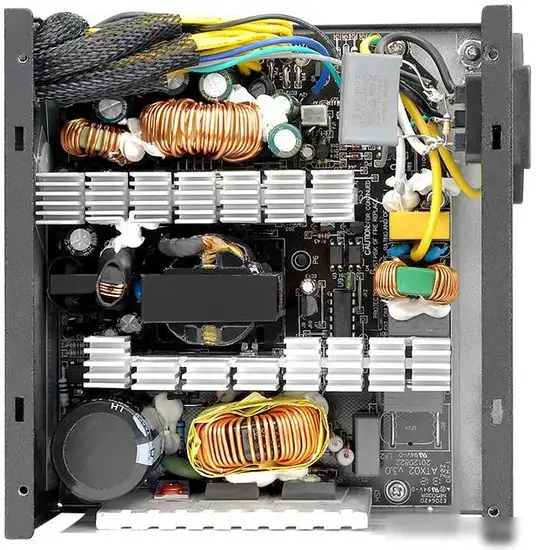 Блок питания Thermaltake TR2 S 700W [TRS-0700P-2] – фото товара