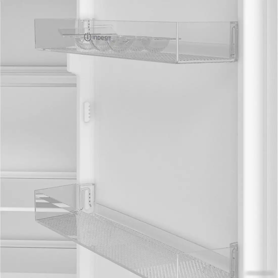 Холодильник Indesit IBH 18 - фото товара