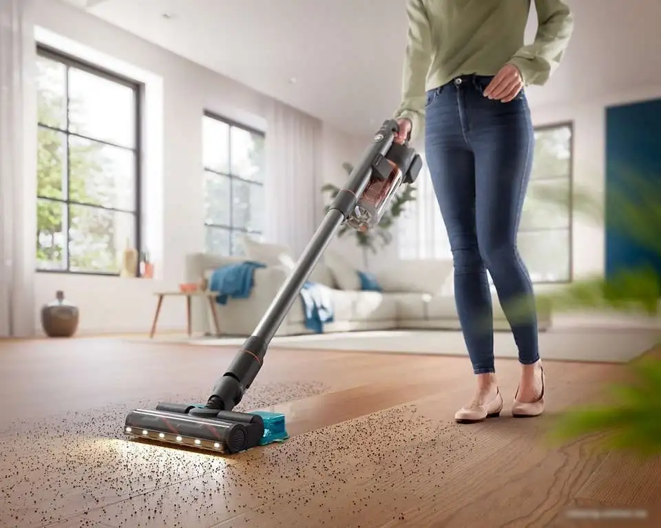 Вертикальный пылесос с влажной уборкой Philips XC7055/01 - фото товара