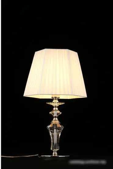 Настольная лампа Aployt Jula APL.707.04.01 – фото товара