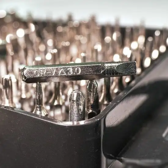 Набор отвертка с битами и головками Bort BTK-117 (117 предметов) – фото товара