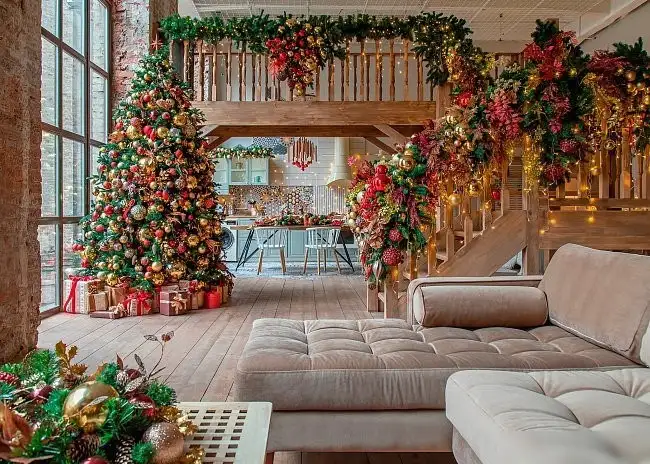 Ель Max Christmas Версальская ЕСВ 18 (1.8м, подставка металл) – фото товара