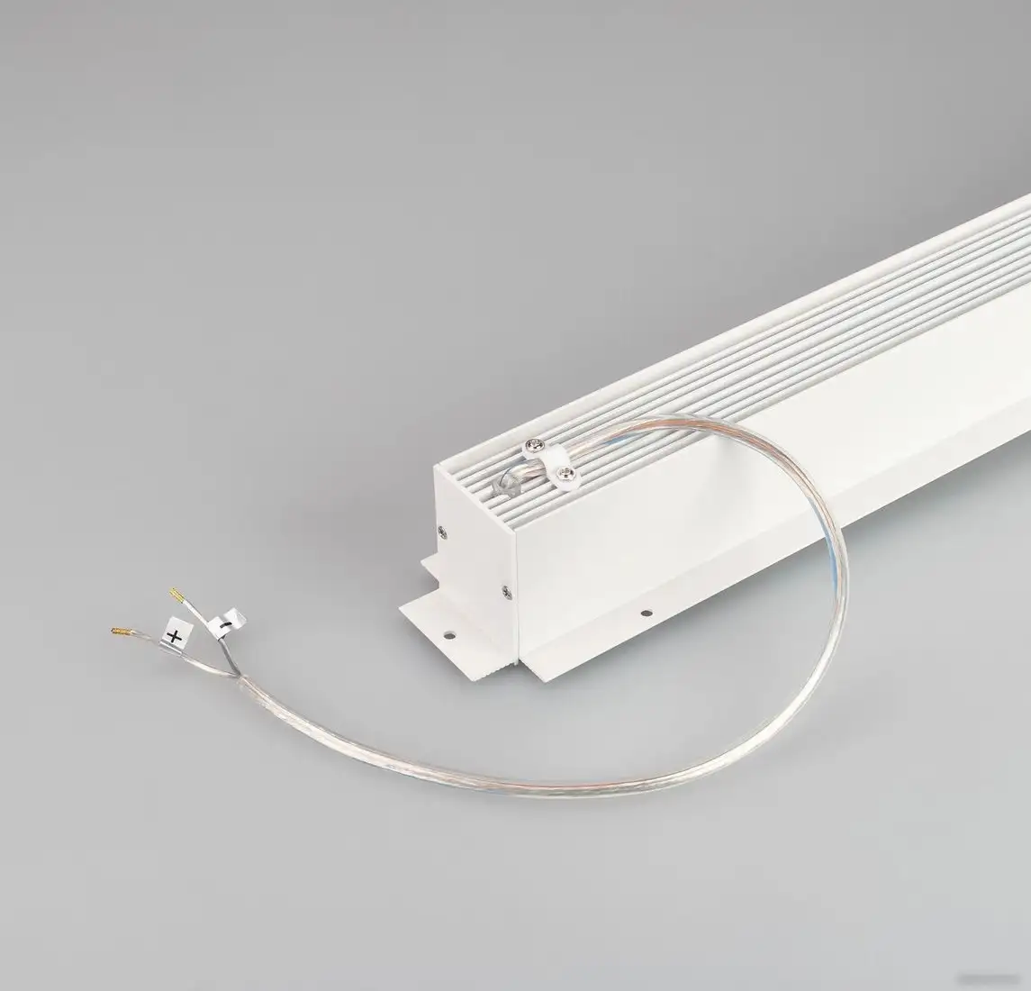 Трековый светильник Arlight MAG-TRACK-4560-F-1040 (WH) 026897(1) – фото товара