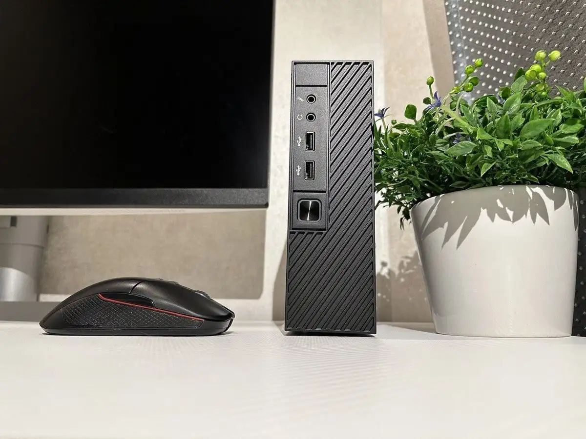 Компактный компьютер Jet Office 3i8100D8SD12VGAM1W1 – фото товара