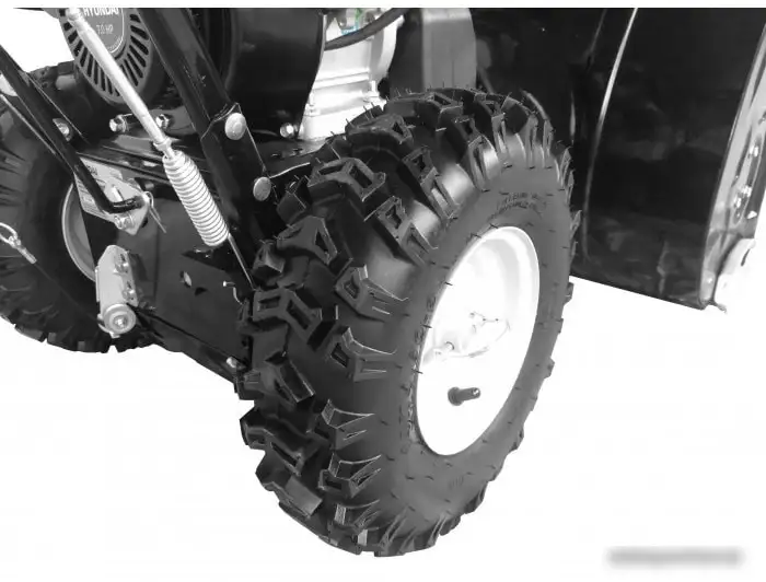 Снегоуборщик Hyundai S 7066 – подробное фото Снегоуборщик Hyundai S 7066 – фото товара