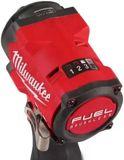 Гайковерт Milwaukee M12 FCIWF38G3-502X Fuel 4933493452 (с 2-мя АКБ, кейс) – фото товара