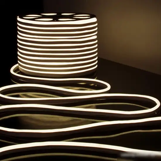 Гибкий неон Elektrostandard 220V 9.6W 120Led 2835 IP67 односторонний дневной белый a052994 – фото товара